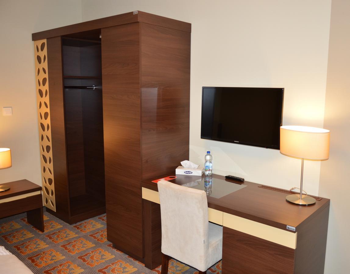 Hotel Via Baltica Łomża 외부 사진
